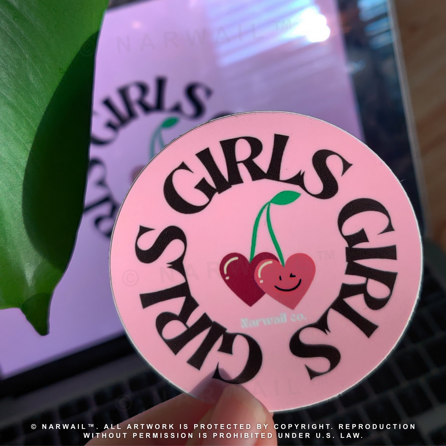 GIRLS GIRLS GIRLS Cherry
